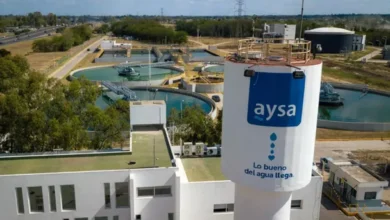 Un juez ordena la suspensión de la privatización de AySA