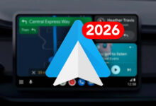 Imagen de la nueva interfaz de Google Maps en Android Auto, mostrando mapas en 3D y detalles de la vía