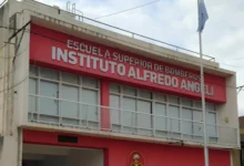 Brigadistas de rescate de Córdoba preparándose para partir hacia Venezuela