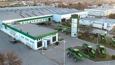 Trabajadores de Metalfor frente a la planta