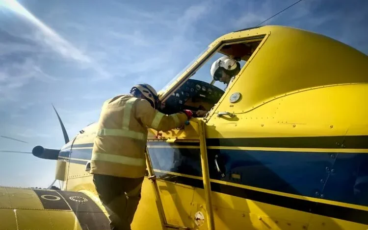 Incendio forestal en una zona serrana de Córdoba