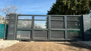 Portones de Villa Allende cerrados