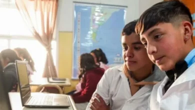 Estudiantes de Córdoba trabajando en un proyecto de Matemática