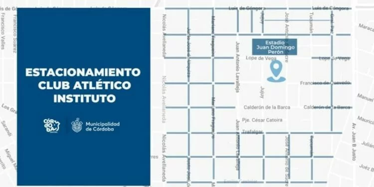 Estadio Monumental Presidente Perón en Córdoba con señalización de estacionamiento medido