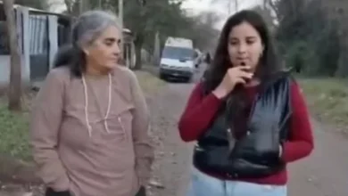 Portones de Villa Allende que obstaculizan el acceso a los hogares