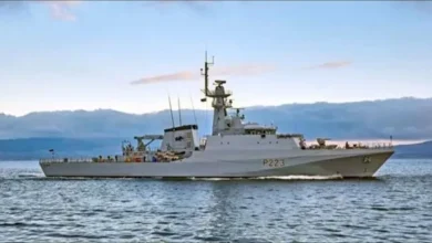 Buque de guerra del Reino Unido en aguas argentinas
