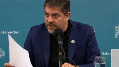Carlos Bianco y Javier Milei en una imagen de archivo