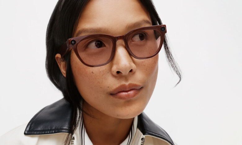Gafas inteligentes con LED que avisa cuando grabas a alguien