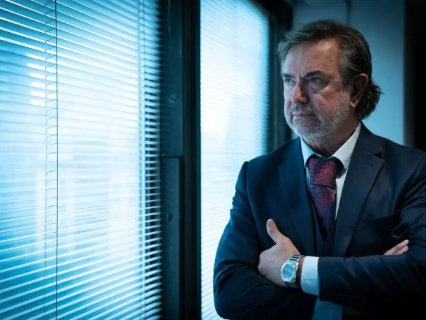Guillermo Tofoni en una conferencia de prensa