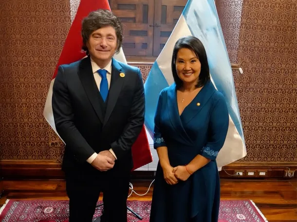 Javier Milei y Keiko Fujimori se reúnen en Perú