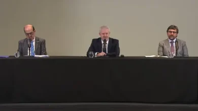 Cristina Kirchner en una reunión con los miembros del Comité de Derechos Humanos de la ONU