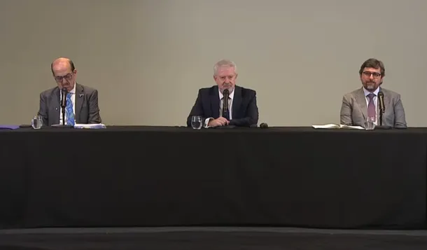 Cristina Kirchner en una reunión con los miembros del Comité de Derechos Humanos de la ONU