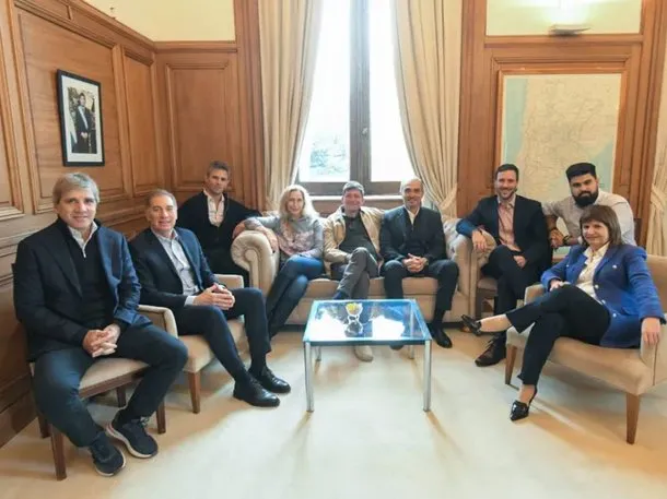 La mesa política del Gobierno se reúne en Casa Rosada