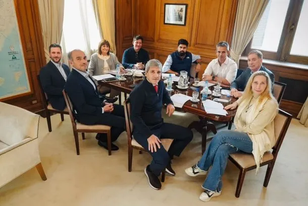 Imagen de la reunión de la mesa política del Gobierno de Javier Milei