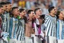 Lionel Messi y la Selección Argentina celebran con un mate