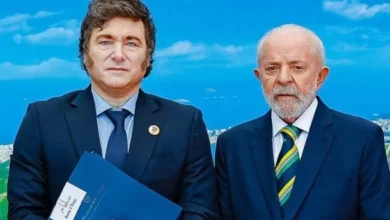 Imagen de la bandera de Argentina y la bandera de Brasil lado a lado
