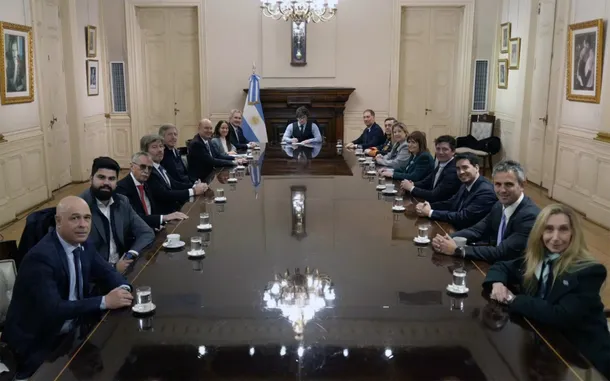 Funcionarios públicos presentan declaraciones juradas patrimoniales