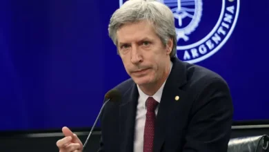 Imagen de Javier Milei y Santiago Bausili