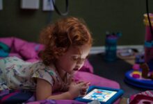 Niños finlandeses participando en estudio sobre uso de pantallas