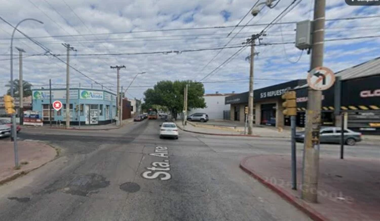 Corte total de tránsito en la avenida Santa Ana por obras de Aguas Cordobesas