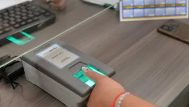 Personal del Registro Civil atiende a vecinos en el Operativo DNI