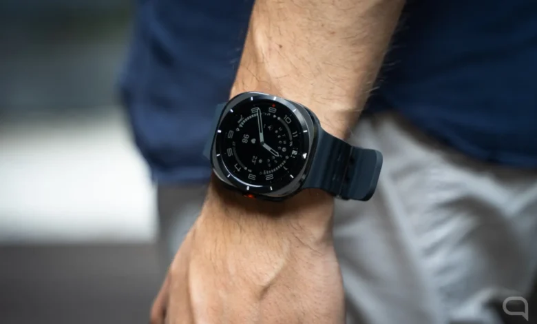 Galaxy Watch Ultra 2 mostrando pantalla de reinicio