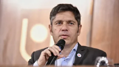El gobernador Axel Kicillof y el papa León XIV