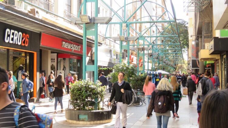Feriado Nacional en Córdoba: Comercios Cerrados