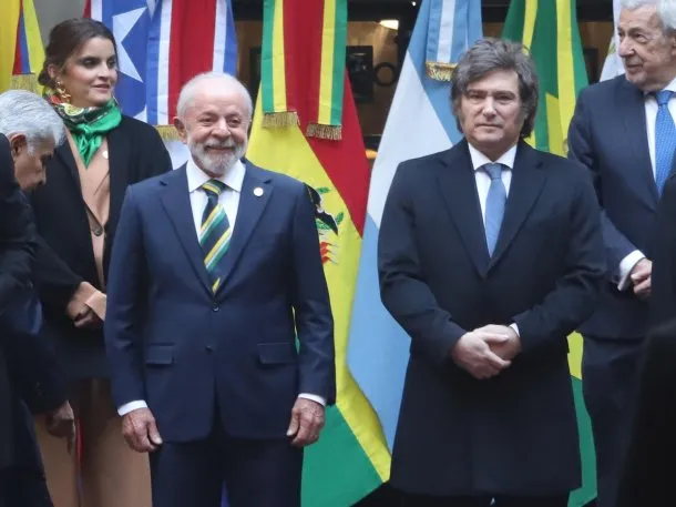 Imágenes de los presidentes de Argentina, Brasil y Uruguay en una reunión del Mercosur