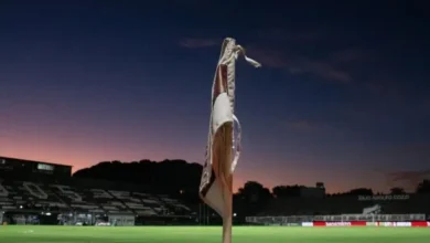 Imagen de los jugadores de Platense y Boca Juniors en el estadio Ciudad de Vicente López