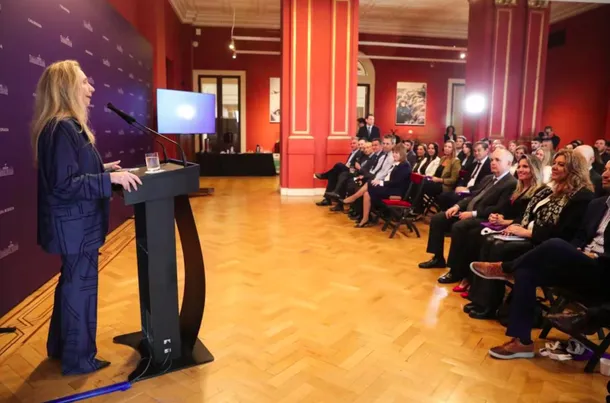 Karina Milei en una reunión con legisladores en Casa Rosada