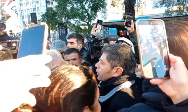 Axel Kicillof en la misa de San Cayetano