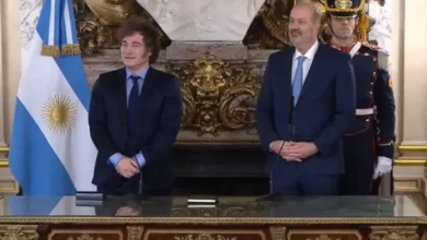 Federico Sturzenegger y Javier Milei en una reunión