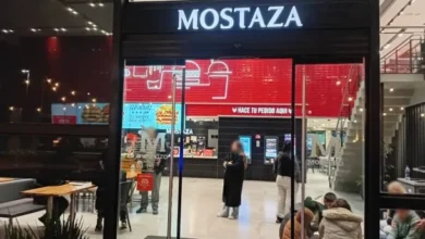 Imagen de un local de comidas rápidas en La Plata