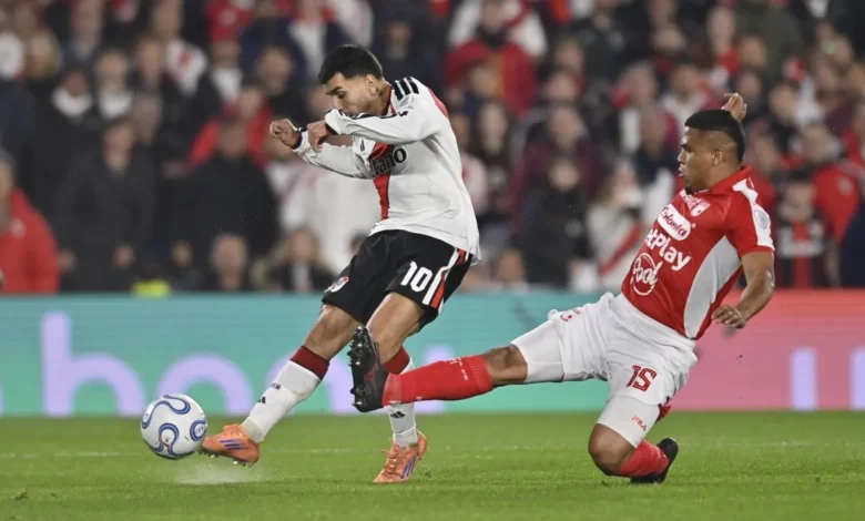 Hincha fallece tras colapso en el Monumental durante la eliminación de River