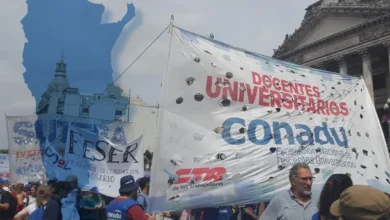 Imagen de una marcha por la ciencia nacional en Argentina