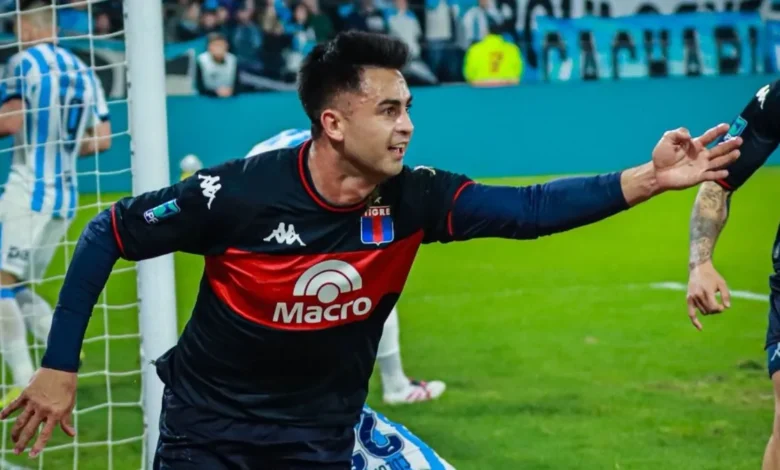 Partido entre Tigre y Racing en el Torneo Clausura