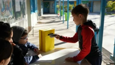 Estudiantes de escuelas municipales de Córdoba reunidos en una sesión del Parlamento Infantil