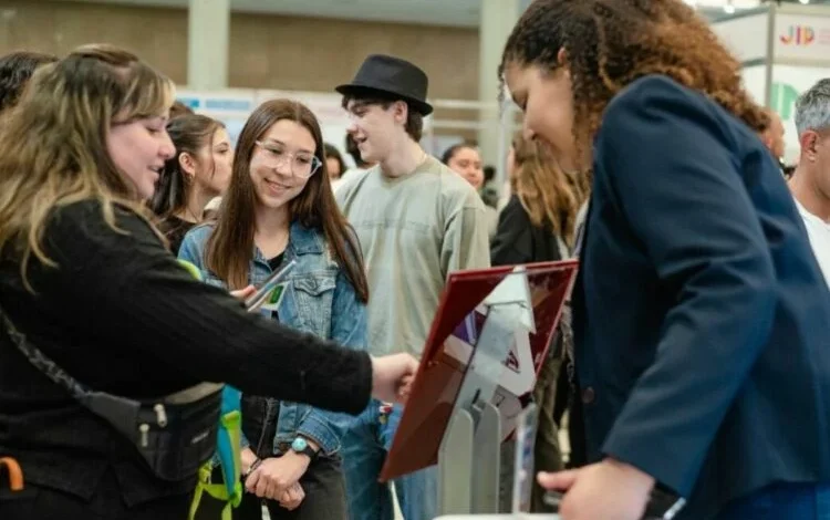 Pabellón Argentina de Ciudad Universitaria, sede de la Feria de Empleo de la UNC 2025