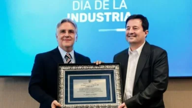 Gobernador Martín Llaryora anuncia ampliación del régimen Ingresos Brutos Cero en la sede de la UIC