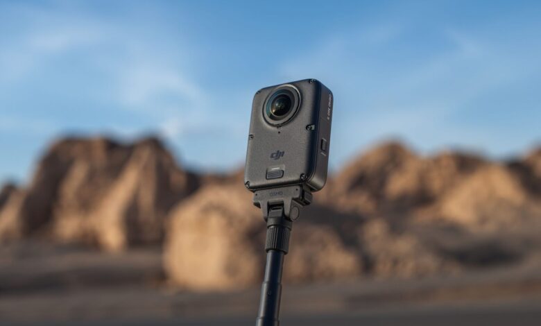 DJI Osmo 360 II mostrando captura en 8K de una escena de montaña