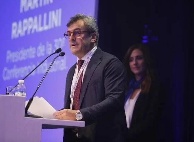 Reunión de la UIA en la planta farmacéutica de Malvinas Argentinas durante el Día de la Industria