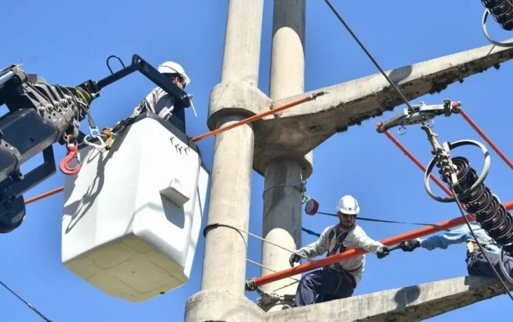 Pantalla de la aplicación Energía Collect mostrando mapa de la red eléctrica de Córdoba