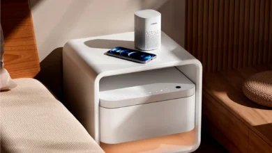 mesita de noche Xiaomi con cargadores inalámbricos y altavoz Bluetooth