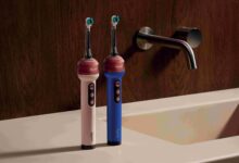 Cepillo de dientes Dyson CameraJet con cámara e irrigador