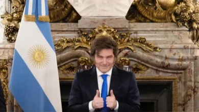 Javier Milei frente a la cámara durante la cadena nacional sobre las Islas Malvinas