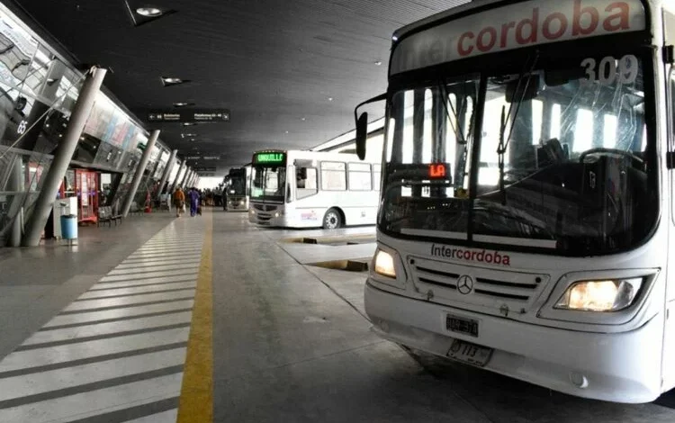 Tarifas de autobuses interurbanos en Córdoba tras el aumento del 14,68% en 2026