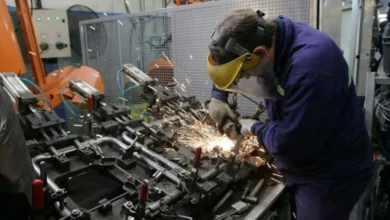 Fábrica de la industria cordobesa con máquinas en pausa