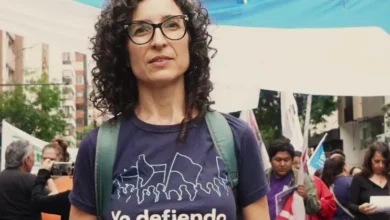 Manifestación de docentes y estudiantes de la Universidad Nacional de Córdoba en la quinta marcha federal universitaria