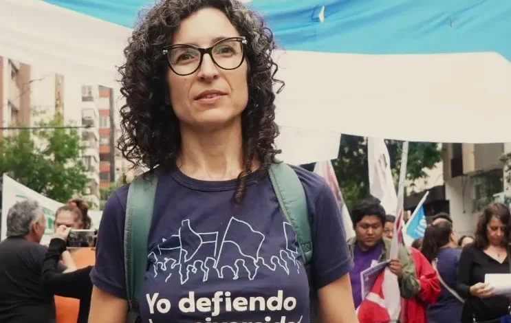 Manifestación de docentes y estudiantes de la Universidad Nacional de Córdoba en la quinta marcha federal universitaria